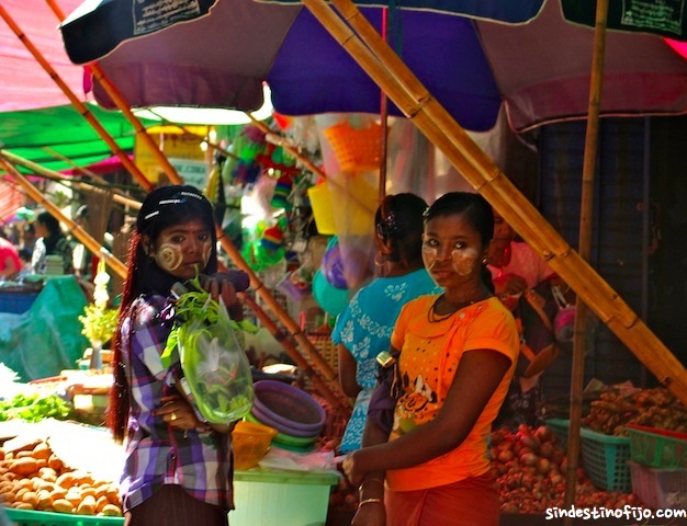 mercado en Yangon