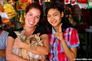 AMiga y gatos en Myanmar